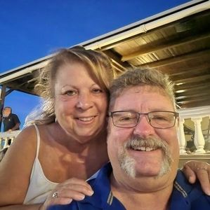 Meet your Posher, Laurie